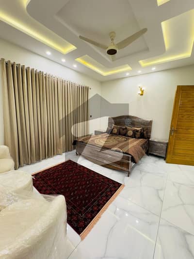 بحریہ ٹاؤن فیز 2 بحریہ ٹاؤن راولپنڈی,راولپنڈی میں 1 کنال مکان 14.8 کروڑ میں برائے فروخت۔