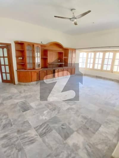 ایف ۔ 11/3 ایف ۔ 11,اسلام آباد میں 4 کمروں کا 1 کنال بالائی پورشن 1.85 لاکھ میں کرایہ پر دستیاب ہے۔