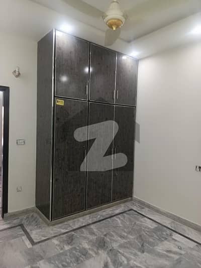 نیسپاک سکیم فیز 3 ڈیفینس روڈ,لاہور میں 2 کمروں کا 5 مرلہ بالائی پورشن 45.0 ہزار میں کرایہ پر دستیاب ہے۔