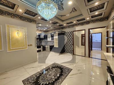 240 YARDS BRAND NEW FIRST FLOOR PORTION FOR SALE,