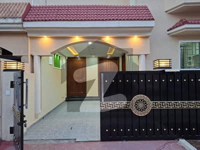 بحریہ ٹاؤن فیز 8 بحریہ ٹاؤن راولپنڈی,راولپنڈی میں 2 کمروں کا 5 مرلہ مکان 65.0 ہزار میں کرایہ پر دستیاب ہے۔