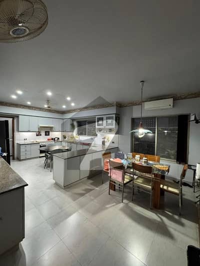 ڈی ایچ اے فیز 6 ڈی ایچ اے ڈیفینس,کراچی میں 5 کمروں کا 1 کنال مکان 13.5 کروڑ میں برائے فروخت۔