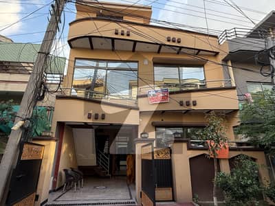 ائیرپورٹ ہاؤسنگ سوسائٹی - سیکٹر 4 ائیرپورٹ ہاؤسنگ سوسائٹی,راولپنڈی میں 4 کمروں کا 5 مرلہ مکان 1.95 کروڑ میں برائے فروخت۔ ائیرپورٹ ہاؤسنگ سوسائٹی - سیکٹر 4 ائیرپورٹ ہاؤسنگ سوسائٹی,راولپنڈی میں 4 کمروں کا 5 مرلہ مکان 1.95 کروڑ میں برائے فروخت۔