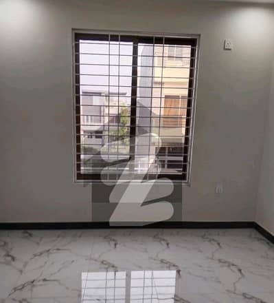 ای ۔ 11 اسلام آباد میں 10 کمروں کا 1 کنال مکان 14.0 کروڑ میں برائے فروخت۔