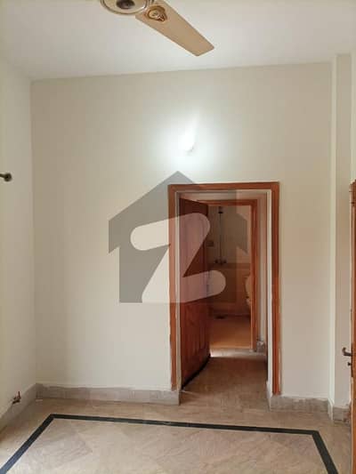 VALENCIA TOWN 16 MARLA LOWER PORTION FOR RENT