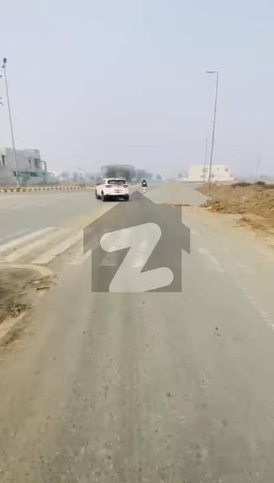 ڈی ایچ اے فیز9 پریزم ڈی ایچ اے ڈیفینس,لاہور میں 1 کنال رہائشی پلاٹ 1.85 کروڑ میں برائے فروخت۔ ڈی ایچ اے فیز9 پریزم ڈی ایچ اے ڈیفینس,لاہور میں 1 کنال رہائشی پلاٹ 1.85 کروڑ میں برائے فروخت۔