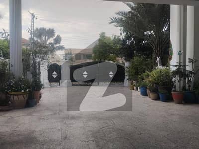 ڈی ایچ اے فیز 1 ڈیفنس (ڈی ایچ اے),لاہور میں 6 کمروں کا 2 کنال مکان 15.6 کروڑ میں برائے فروخت۔ ڈی ایچ اے فیز 1 ڈیفنس (ڈی ایچ اے),لاہور میں 6 کمروں کا 2 کنال مکان 15.6 کروڑ میں برائے فروخت۔