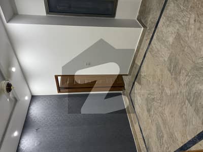 الکبیر ٹاؤن - فیز 2 الکبیر ٹاؤن,رائیونڈ روڈ,لاہور میں 1 کمرے کا 3 مرلہ فلیٹ 30.0 ہزار میں کرایہ پر دستیاب ہے۔