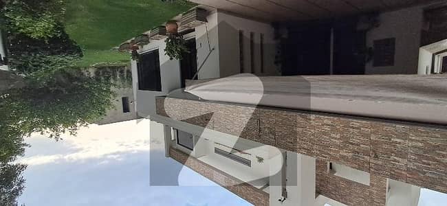 ڈی ایچ اے فیز 6 - بلاک ایچ فیز 6,ڈیفنس (ڈی ایچ اے),لاہور میں 6 کمروں کا 2 کنال مکان 18.25 کروڑ میں برائے فروخت۔ ڈی ایچ اے فیز 6 - بلاک ایچ فیز 6,ڈیفنس (ڈی ایچ اے),لاہور میں 6 کمروں کا 2 کنال مکان 18.25 کروڑ میں برائے فروخت۔