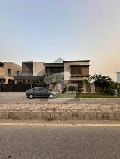 1 KANAL MODERN HOUSE FOR SALE IN DHA PHASE 8