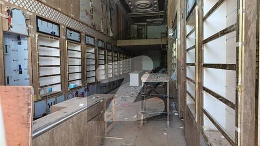 آئی ۔ 8 مرکز آئی ۔ 8,اسلام آباد میں 5 مرلہ Studio دکان 10.5 لاکھ میں کرایہ پر دستیاب ہے۔