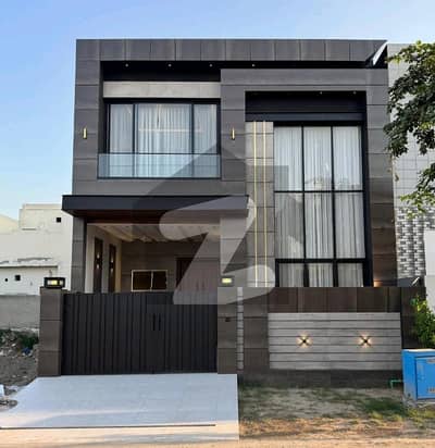 رائل آرچرڈ ملتان پبلک سکول روڈ,ملتان میں 3 کمروں کا 5 مرلہ مکان 2.2 کروڑ میں برائے فروخت۔