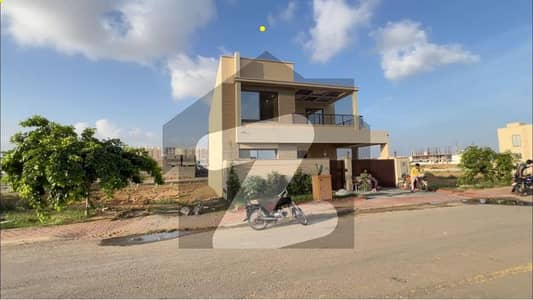 272sq yd 5 Bedrooms Luxury Villa is Available FOR RENT. 6km from Entrance of BTK. 5 Bed DDL 2 Kitchens