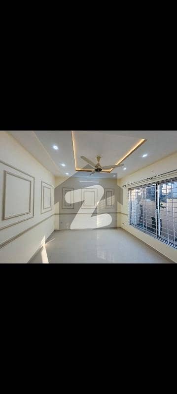 بحریہ ٹاؤن فیز 8 ۔ عثمان بلاک بحریہ ٹاؤن فیز 8 ۔ سفاری ویلی,بحریہ ٹاؤن فیز 8,بحریہ ٹاؤن راولپنڈی,راولپنڈی میں 3 کمروں کا 7 مرلہ بالائی پورشن 45.0 ہزار میں کرایہ پر دستیاب ہے۔