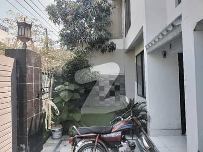 10 Marla house for sale