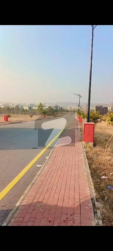 5 Marla Plot Is Available For Sale In Bahria Enclave( I Block)