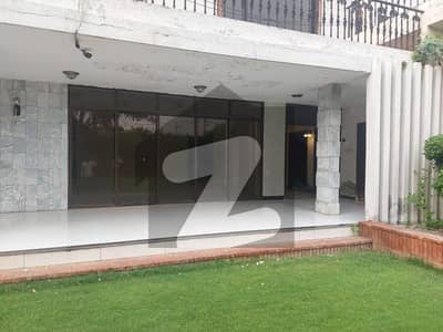 4 Kanal Commercial House Gulberg Best For Multinational Corporate Offices