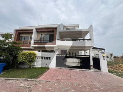 Behria enclave islamabad sector c3 10marla house for sale