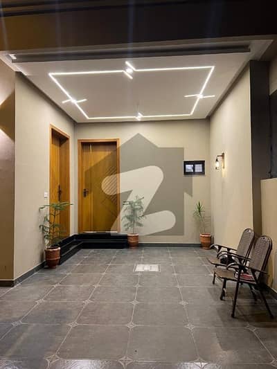 5 MARLA PORTION FOR RENT ESTERN BLOCK GAS AVAILABLE CORNER HOUSE MORE DETAILS CONTACT ME