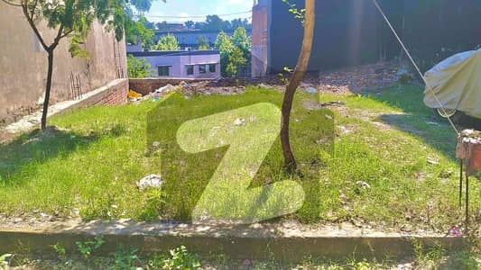 نیو لالہ زار راولپنڈی میں 5 مرلہ رہائشی پلاٹ 95.0 لاکھ میں برائے فروخت۔