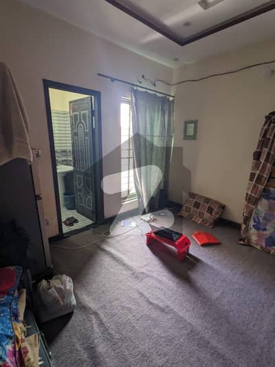 ملٹری اکاؤنٹس ہاؤسنگ سوسائٹی لاہور میں 1 کمرے کا 2 مرلہ فلیٹ 16.0 ہزار میں کرایہ پر دستیاب ہے۔