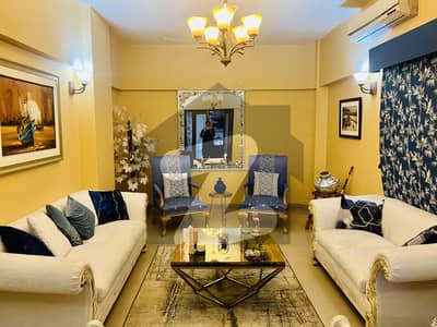 سوِل لائنز کراچی میں 4 کمروں کا 12 مرلہ فلیٹ 8.3 کروڑ میں برائے فروخت۔