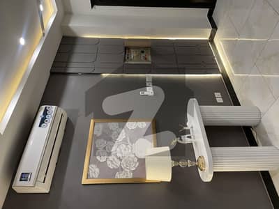 11 سینٹرل اپارٹمنٹس جی ۔ 11/1,جی ۔ 11,اسلام آباد میں 2 کمروں کا 7 مرلہ فلیٹ 2.3 لاکھ میں کرایہ پر دستیاب ہے۔