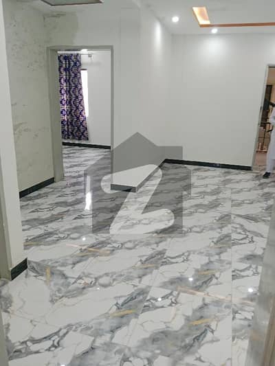 جی ۔ 11 اسلام آباد میں 2 کمروں کا 3 مرلہ فلیٹ 1.5 کروڑ میں برائے فروخت۔