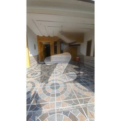 جناح گارڈنز فیز 1 جناح گارڈنز,ایف ای سی ایچ ایس,اسلام آباد میں 4 کمروں کا 7 مرلہ مکان 3.75 کروڑ میں برائے فروخت۔