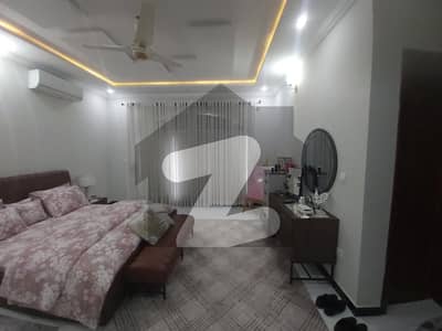 Beautiful Upper Portion