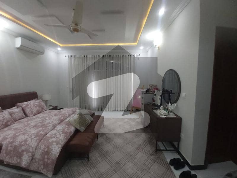 Beautiful Upper Portion Beautiful Upper Portion