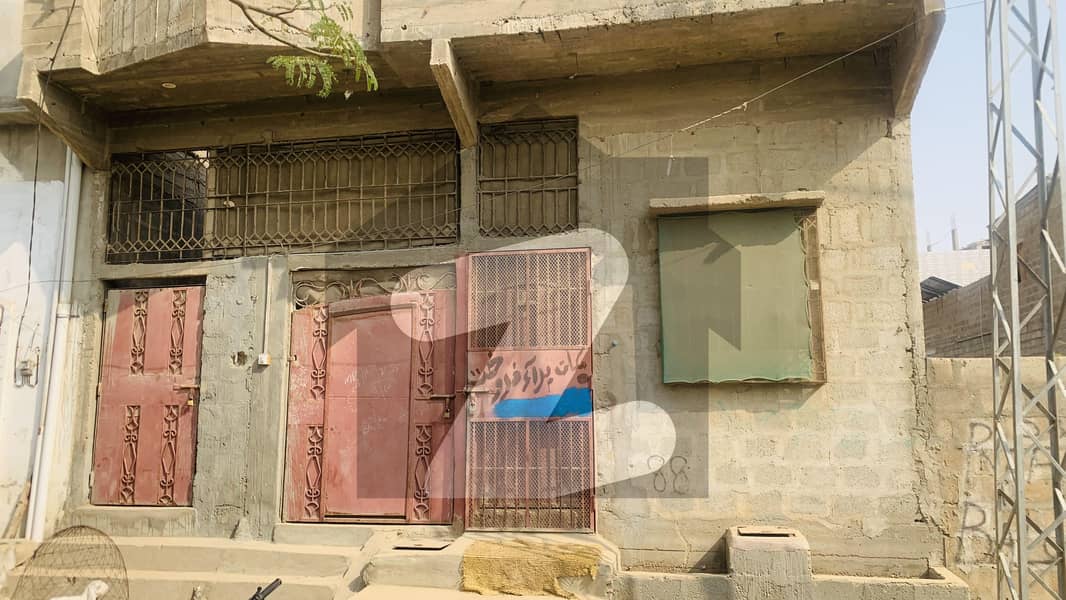 میمن گوٹھ گداپ ٹاؤن,کراچی میں 4 کمروں کا 5 مرلہ مکان 65.0 لاکھ میں برائے فروخت۔ میمن گوٹھ گداپ ٹاؤن,کراچی میں 4 کمروں کا 5 مرلہ مکان 65.0 لاکھ میں برائے فروخت۔