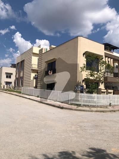 بحریہ ٹاؤن فیز 8 ۔ علی بلاک بحریہ ٹاؤن فیز 8 ۔ سفاری ویلی,بحریہ ٹاؤن فیز 8,بحریہ ٹاؤن راولپنڈی,راولپنڈی میں 3 کمروں کا 5 مرلہ مکان 60.0 ہزار میں کرایہ پر دستیاب ہے۔