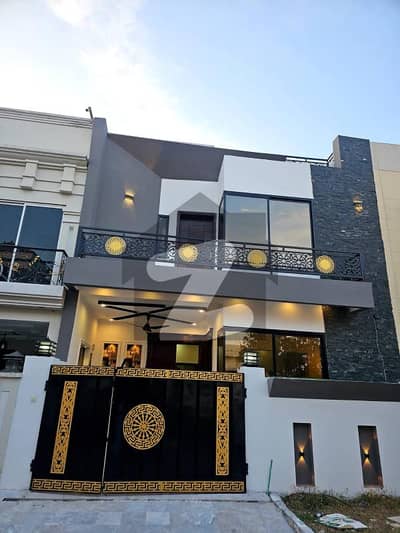 Secure Your Future In Style A Premium 5 Marla Home Awaits Just One Click Away In Park View City Lahore