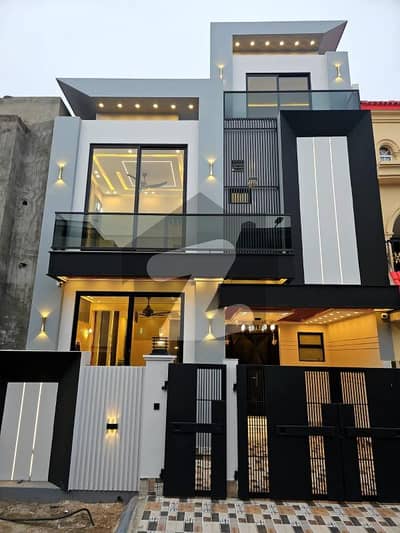 Secure Your Future In Style A Premium 5 Marla Home Awaits Just One Click Away In Park View City Lahore