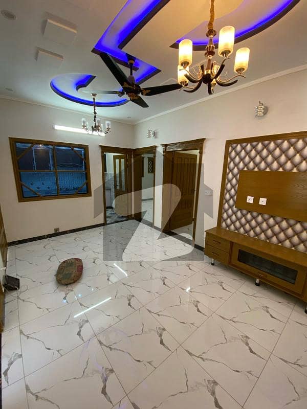 جی ۔ 13 اسلام آباد میں 6 کمروں کا 10 مرلہ مکان 2.8 لاکھ میں کرایہ پر دستیاب ہے۔ جی ۔ 13 اسلام آباد میں 6 کمروں کا 10 مرلہ مکان 2.8 لاکھ میں کرایہ پر دستیاب ہے۔