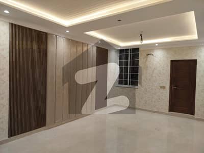 علامہ اقبال ٹاؤن ۔ نرگس بلاک علامہ اقبال ٹاؤن,لاہور میں 6 کمروں کا 1 کنال مکان 15.0 کروڑ میں برائے فروخت۔