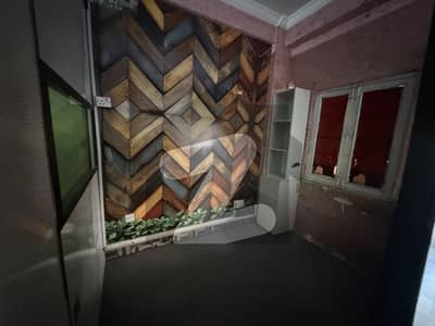 سیٹلائٹ ٹاؤن - 6 ویں روڈ سیٹیلائیٹ ٹاؤن - بلاک ڈی,سیٹیلائیٹ ٹاؤن,راولپنڈی میں 2 مرلہ دفتر 35.0 ہزار میں کرایہ پر دستیاب ہے۔