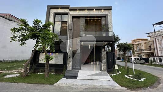 5 MARLA BRAND NEW UNIQUE & STYLISH HOUSE FOR SALE 5 MARLA BRAND NEW UNIQUE & STYLISH HOUSE FOR SALE