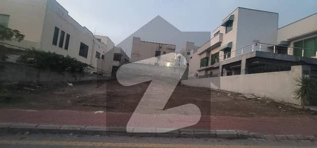 بحریہ ٹاؤن فیز 1 بحریہ ٹاؤن راولپنڈی,راولپنڈی میں 1 کنال رہائشی پلاٹ 3.7 کروڑ میں برائے فروخت۔