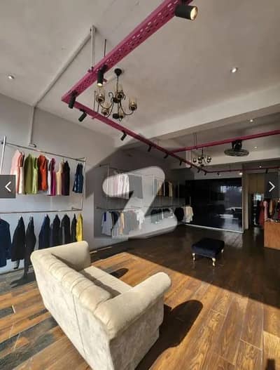 ڈی ایچ اے فیز 2 ڈیفنس (ڈی ایچ اے),لاہور میں 2 مرلہ Studio دکان 90.0 ہزار میں کرایہ پر دستیاب ہے۔