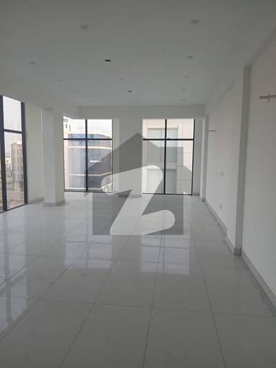 المرتضی کمرشل ایریا ڈی ایچ اے فیز 8,ڈی ایچ اے ڈیفینس,کراچی میں 2 مرلہ دفتر 85.0 ہزار میں کرایہ پر دستیاب ہے۔