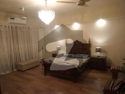 ڈی ایچ اے فیز 5 ڈیفنس (ڈی ایچ اے),لاہور میں 1 کمرے کا 1 کنال کمرہ 65.0 ہزار میں کرایہ پر دستیاب ہے۔