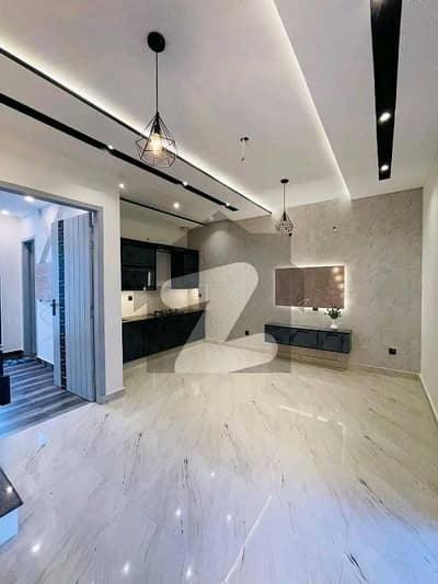 GROUND FLOOR FLAT FOR RENT AVAILABLE