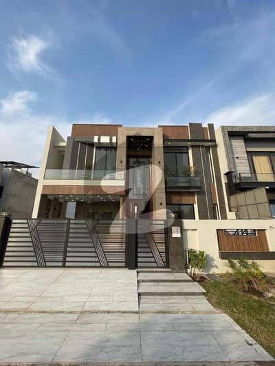 10 Marla Park-Facing Luxury House For Sale In Royal Orchard Multan Prime Location