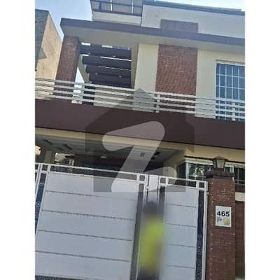 ڈی ایچ اے 11 رہبر سیکٹر 1 ڈی ایچ اے 11 رہبر,لاہور میں 4 کمروں کا 8 مرلہ مکان 1.8 لاکھ میں کرایہ پر دستیاب ہے۔