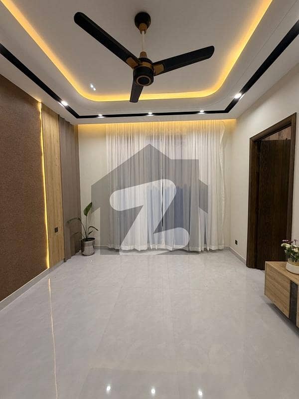 فارمانئیٹس ہاؤسنگ سکیم لاہور میں 2 کمروں کا 10 مرلہ زیریں پورشن 80.0 ہزار میں کرایہ پر دستیاب ہے۔ فارمانئیٹس ہاؤسنگ سکیم لاہور میں 2 کمروں کا 10 مرلہ زیریں پورشن 80.0 ہزار میں کرایہ پر دستیاب ہے۔