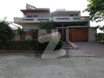 گارڈن سٹی ۔ بلاک بی گارڈن سٹی,گداپ ٹاؤن,کراچی میں 7 کمروں کا 16 مرلہ مکان 3.8 کروڑ میں برائے فروخت۔