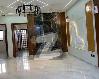 ملتان روڈ لاہور میں 2 کمروں کا 3 مرلہ زیریں پورشن 1.28 کروڑ میں برائے فروخت۔