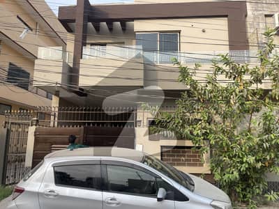 ائیرپورٹ روڈ لاہور میں 3 کمروں کا 5 مرلہ مکان 2.0 کروڑ میں برائے فروخت۔